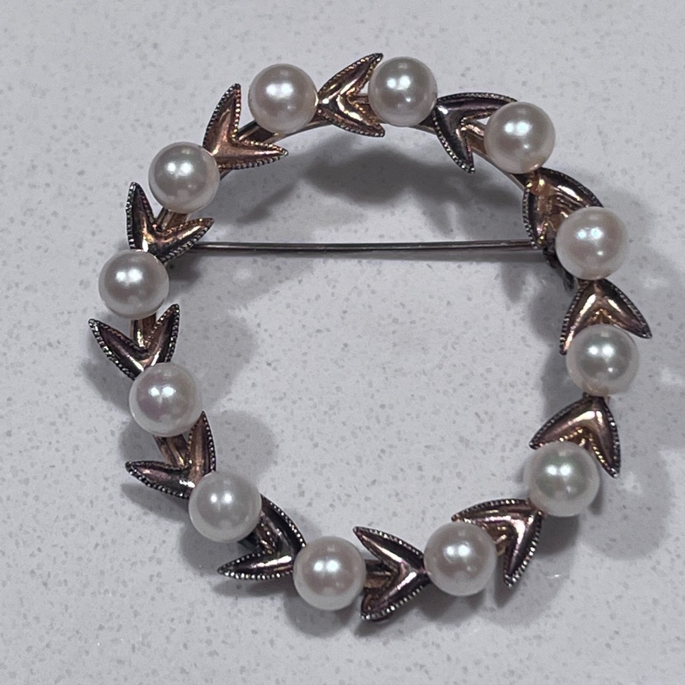 Birks Sterling silver and Pearl brooch